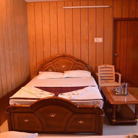 Saravanan Lodge Chennai Quarto foto