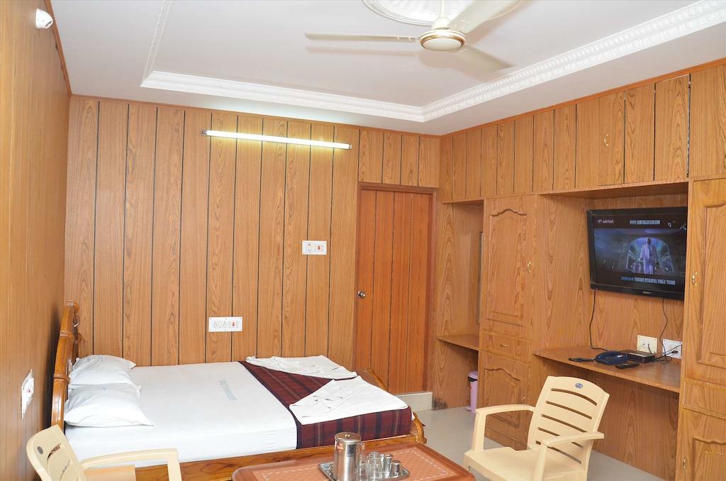 Saravanan Lodge Chennai Quarto foto
